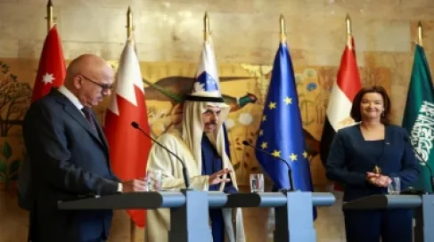 وزير الخارجية السعودي: نأمل بحل الأزمة بين إيران واميركا