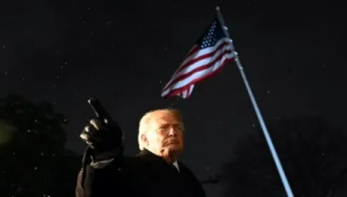 بعد حذفه.. أول تعليق من ترمب على فيديو أوباما وزوجته المسيء