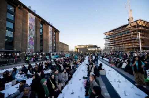 Open London Iftars.. Young Muslims Face the Risk of Spatial Displacement