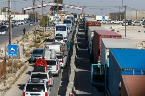 قرار سوري مفاجئ يعرقل عبور الشاحنات الأردنية - وثيقة