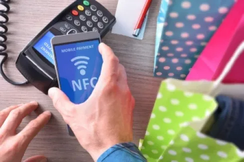 سرعات أعلى ووظائف أكثر.. (NFC) تدخل عصرًا جديدًا في الهواتف الذكية