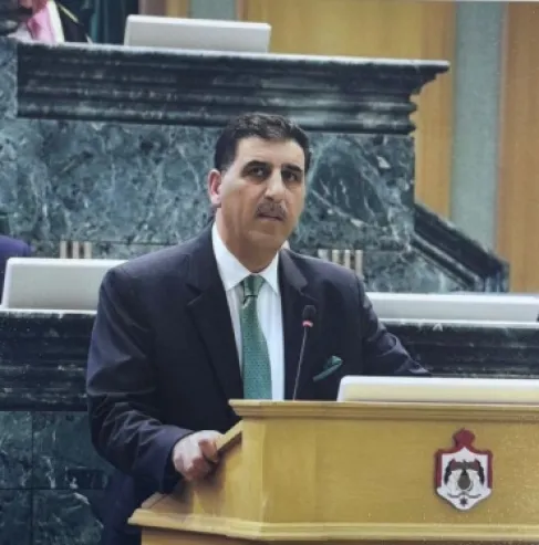 الأردن.. نائب يكشف وفاة قريب له بعد تعيينه في التربية دون صرف راتبه