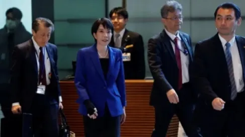 (المرأة الحديدية) اليابانية تحقق فوزاً تاريخياً في الانتخابات المبكرة