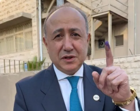 العطلة ثلاثة أيام وثلث .. مقارنة بين العرف الاجتماعي والسؤال السياسي