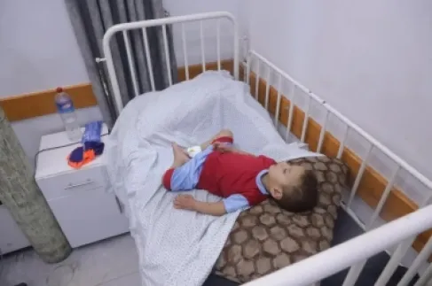 تفشٍ خطير.. التهاب السحايا يفتك بأطفال غزة