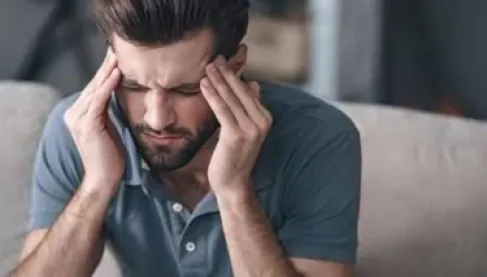 صداع أول أيام رمضان.. أسباب خفية ونصائح طبية لصيام مريح