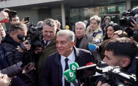 رسمياً.. لابورتا يرحل عن رئاسة برشلونة