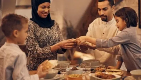 دراسة دنماركية تكشف دوافع الالتزام بالتغيير الغذائي في رمضان