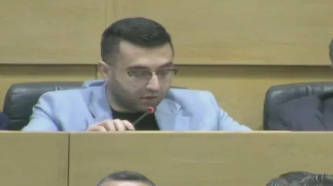 المحكمة الإدارية تقرر فصل النائب الجراح من حزب العمال وفقدانه مقعده النيابي