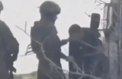 فيديو يطيح بجنديين من الجيش الإسرائيلي