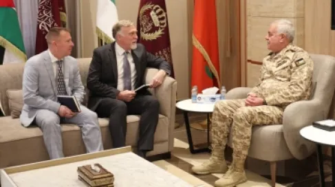 الحنيطي يستقبل وفداً من معهد الحوكمة الأمني الأميركي