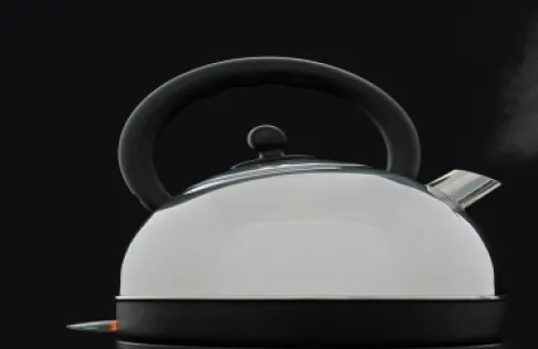 هل يصبح الماء ضارا عند غليه أكثر من مرة؟