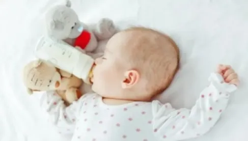 حليب الأطفال في فرنسا.. وفاة رضيع ثالث وسط تحقيقات قضائية