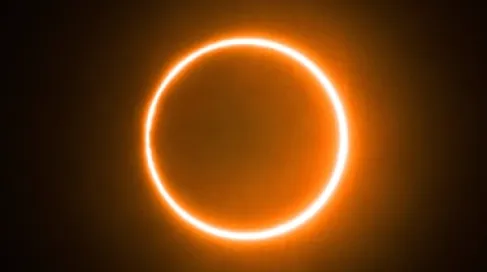 كسوف الشمس في يوم تحري هلال رمضان.. هل يتأثر إعلان الشهر؟