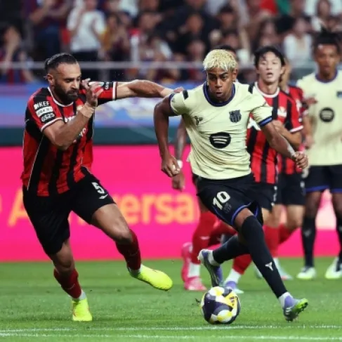 يزن العرب بلا نادٍ