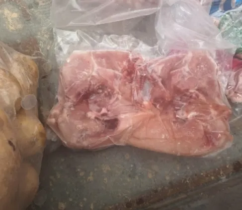 اربد .. إتلاف 240 كغم من الدجاج المجمد مجهول المصدر - صور