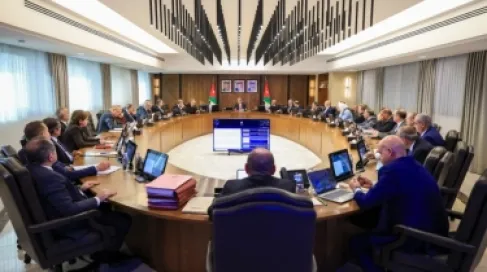 للاردنيين ..  قرارات جديدة من حكومة جعفر حسان - تفاصيل