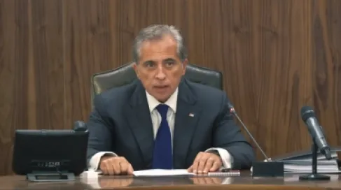 حكومة جعفر حسان تقر مشروعًا يجيز بيع العقارات إلكترونيًا