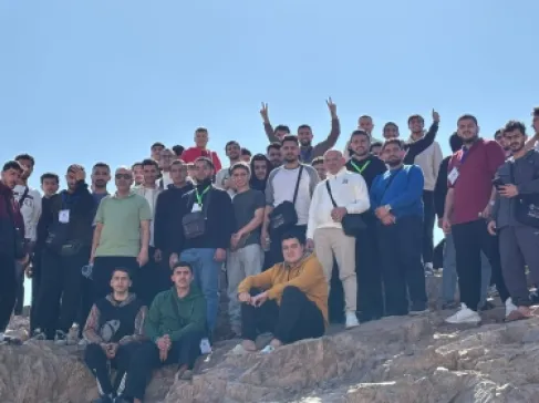 جامعة الزيتونة الأردنية تُسيّر بعثة طلابية لأداء العمرة خلال شهر رمضان المبارك