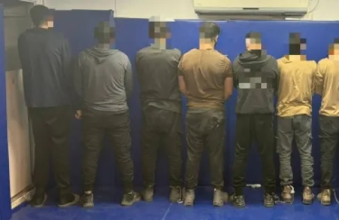 The occupation announces the arrest of 7 Palestinians during (an infiltration attempt)