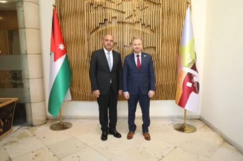 الشواربة : مستعدون لمشاركة خبراتتا وامكاناتنا مع سورية