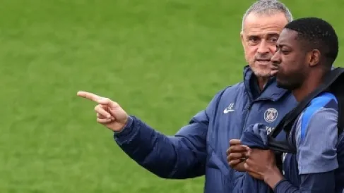 مدرب باريس سان جيرمان يقلل من الضجيج