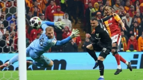 منصة إحصائية تتوقع المتأهلين إلى ثمن نهائي دوري أبطال أوروبا