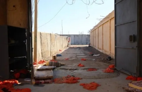 تقرير يكشف إحباط محاولة فرار 6 آلاف سجين من داعش بسوريا