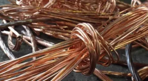 الأردن .. الحكومة تفرض رسوم تصدير على خردة النحاس