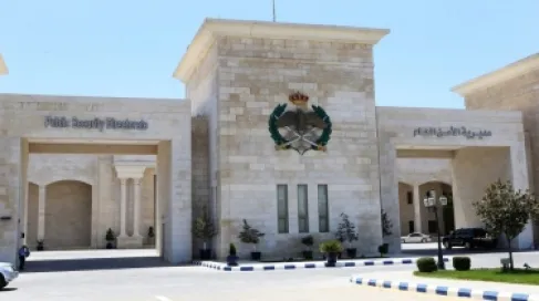 القبض على المعتدي على الشخص من ذوي الإعاقة داخل مقبرة في إربد