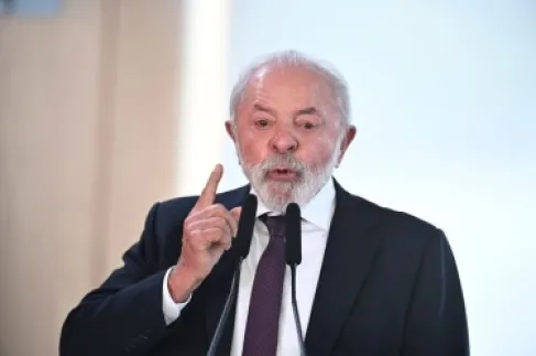 الرئيس البرازيلي: محاكمة مادورو يجب أن تكون بفنزويلا