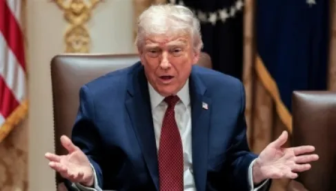 ترمب يرفع السرية عن ملفات الأجسام الطائرة والكائنات الفضائية