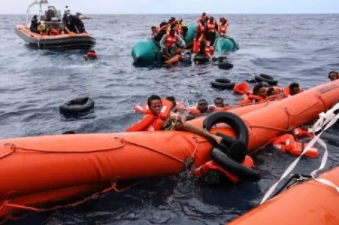 العثور على جثث 5 مهاجرين قبالة طرابلس الليبية