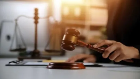 مصر.. إجراءات مشددة في أولى جلسات واقعة إجبار شاب على ارتداء «ملابس نسائية»