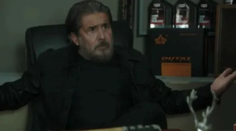 عابد فهد يربك الجمهور في رابعة سعادة المجنون