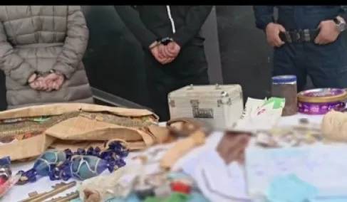 الجزائر.. توقيف مشعوذة ضمن شبكة إجرامية استولت على 30 مليار سنتيم