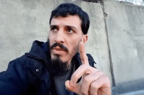 رسالة أخيرة قبل الرحيل.. انتحار شاب يهزّ الشارع الجزائري - فيديو