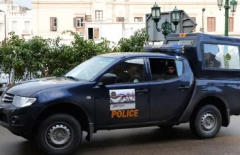 Egypt.. A brawl inside a mosque and security forces arrest the involved (video)