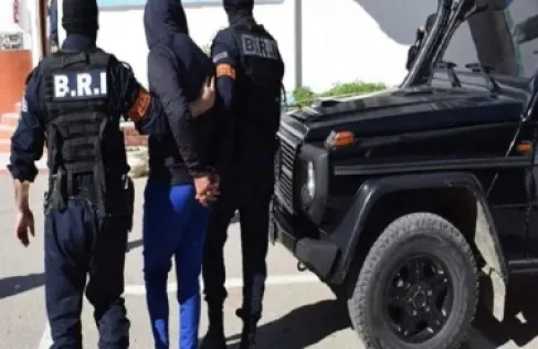 تفكيك عصابة اعتدت على شخص وسرقت مجوهراته غرب الجزائر