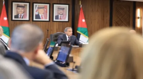 حسان: الإبقاء على فارق الخمس سنوات أو 60 اشتراكاً بين المرأة والرجل في التقاعد المبكر