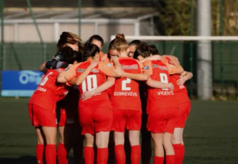 القضاء الفرنسي يلاحق مدرباً بتهمة استدراج القاصرات