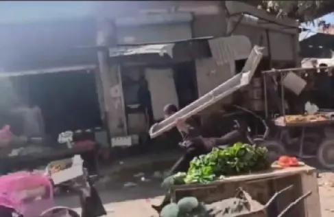 سورية.. إصابات بمشاجرة جماعية بين باعة في سوق البوكمال