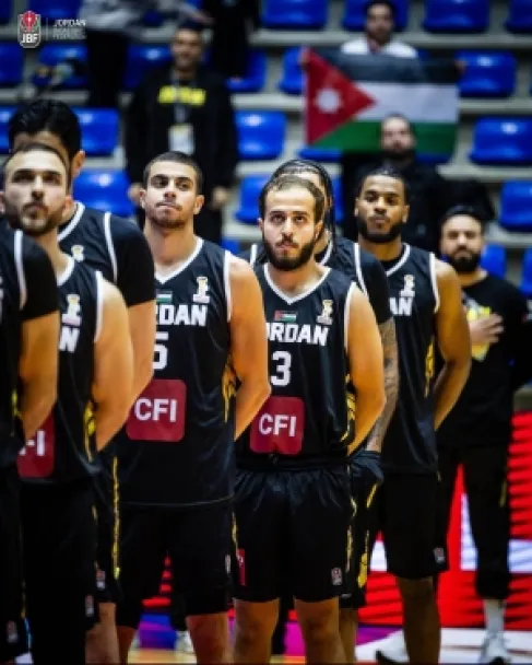الأردن يهزم إيران في كرة السلة ويعزز صدارته بتصفيات المونديال