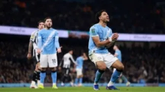 ثنائية مرموش قتلت محاولات إيدي هاو البائسة