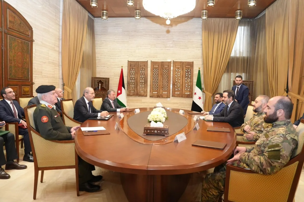 الرئيس السوري يستقبل الصفدي والحنيطي وحسني #عاجل 