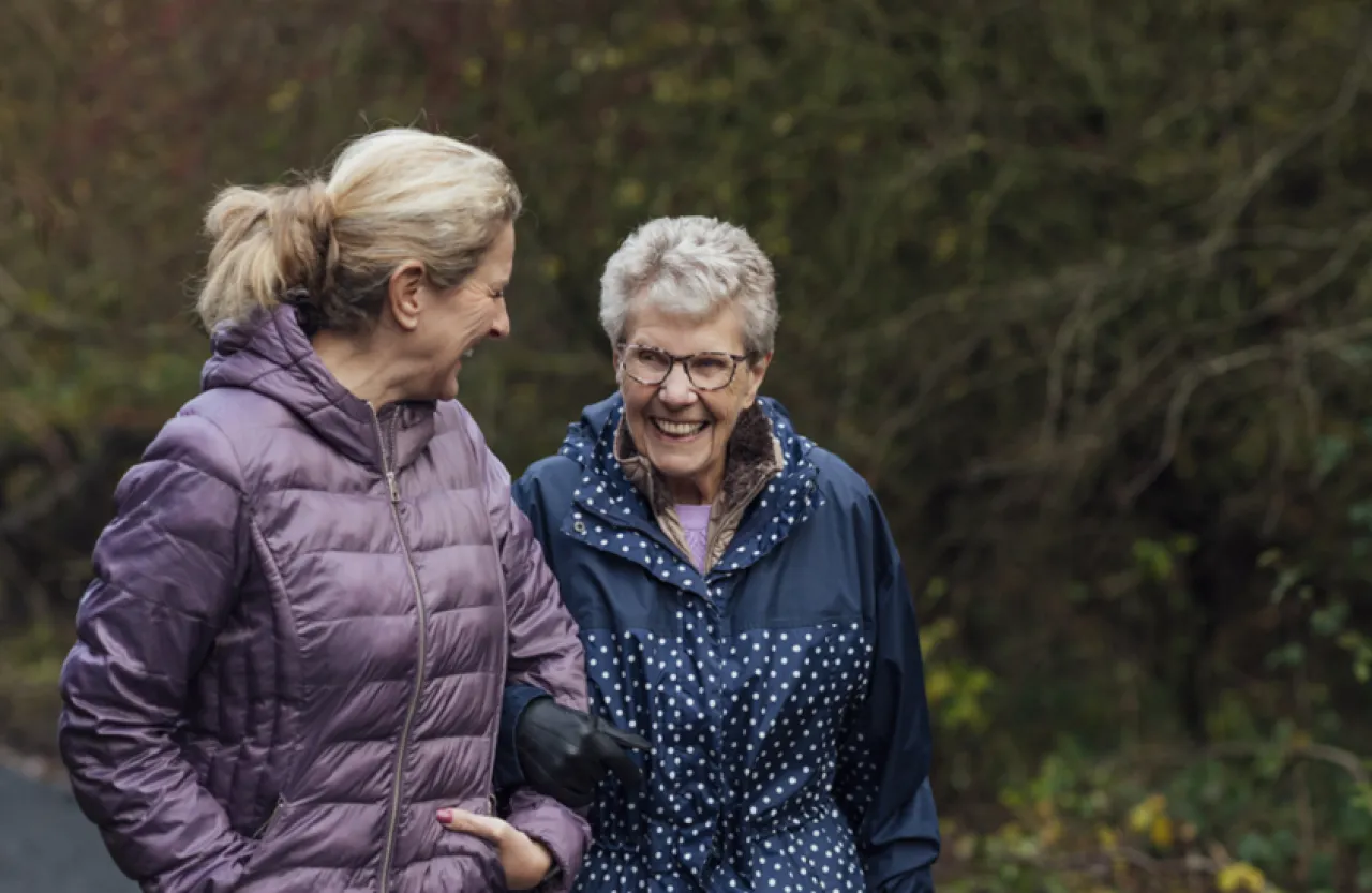 سبب جديد لفوائد المشي ضد الخرف 