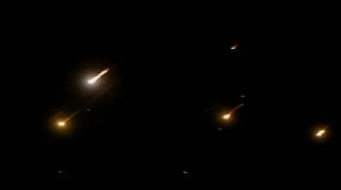 سماع أصوات تصدٍ لصواريخ ومسيرات إيرانية في سماء الأردن