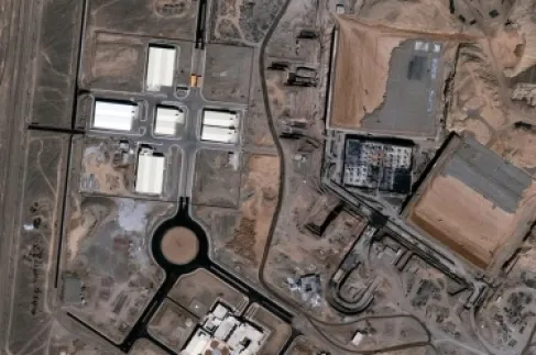 صور أقمار صناعية ترصد أضرارا في مجمع نطنز النووي في إيران