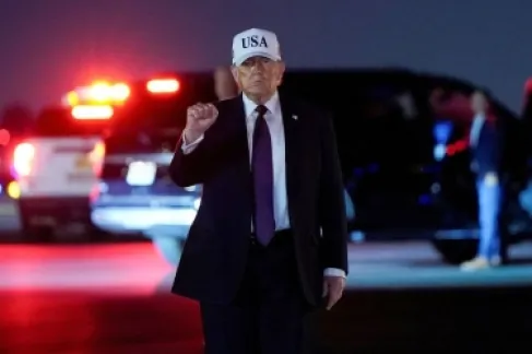 صحيفة : ترمب منفتح على دعم جماعات مسلحة داخل إيران