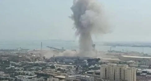 الكويت: وفاة فتاة جراء سقوط حطام في منطقة سكنية